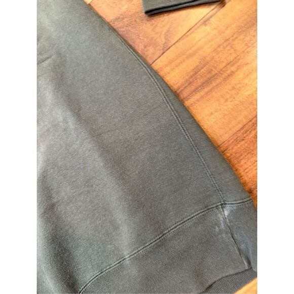 Size L - vintage 1990s embroidered deer hunting sweatshirt crewneck ￼ - Picture 4 of 8